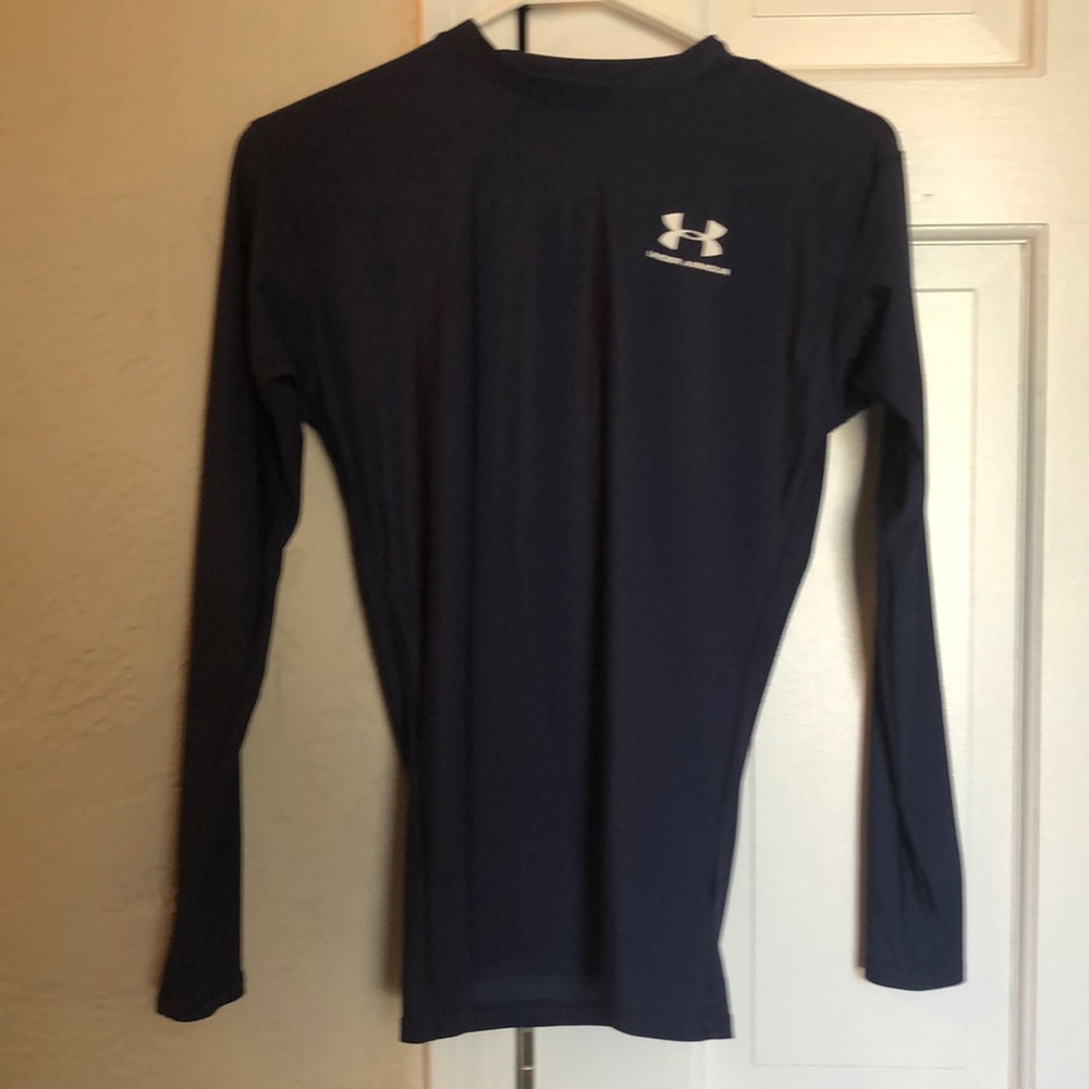 Under Armor Performance Base Layer Medium Long Sleeve Shirt
